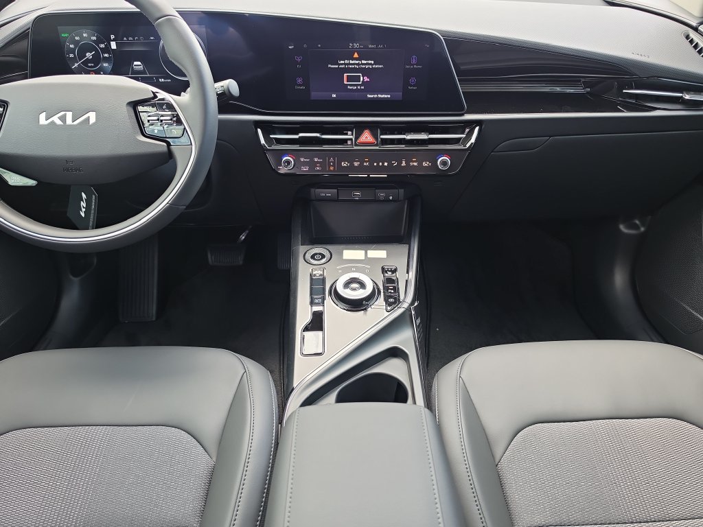 New 2026 Kia Niro Wind FWD image 15