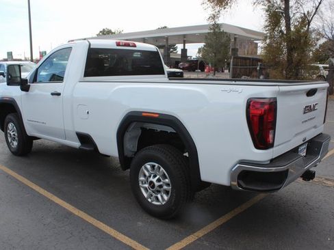 New 2026 GMC Sierra 2500 Pro w/ Convenience Package image 8