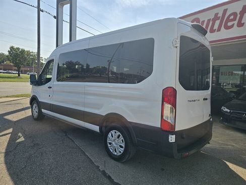 Used 2024 Ford Transit 350 XLT RWD image 6