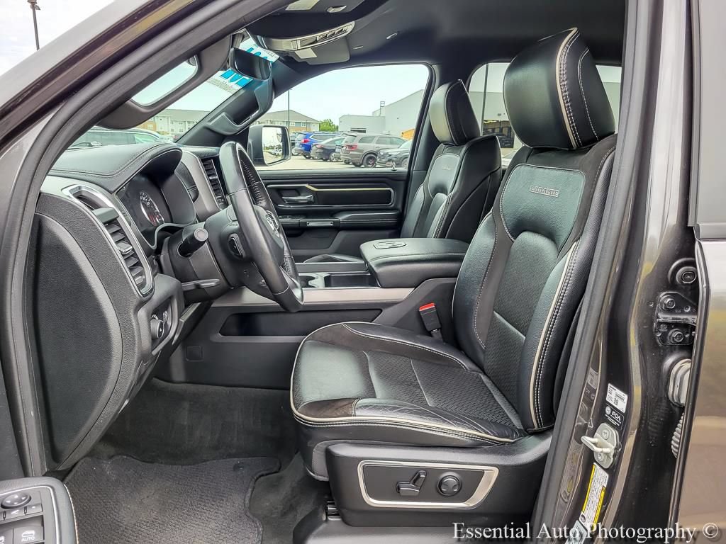 Used 2024 RAM 1500 Laramie AWD/4WD image 8