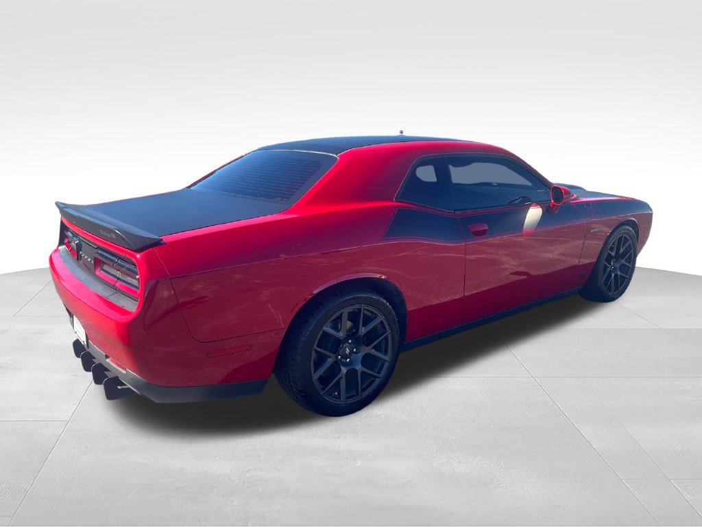 Used 2017 Dodge Challenger R/T w/ Quick Order Package 22P T/A RWD image 5