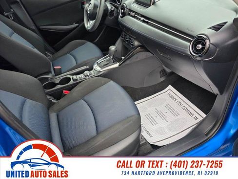 Used 2018 Toyota Yaris iA FWD image 12