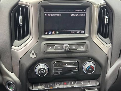 Used 2025 Chevrolet Silverado 1500 Custom Trail Boss AWD/4WD image 13