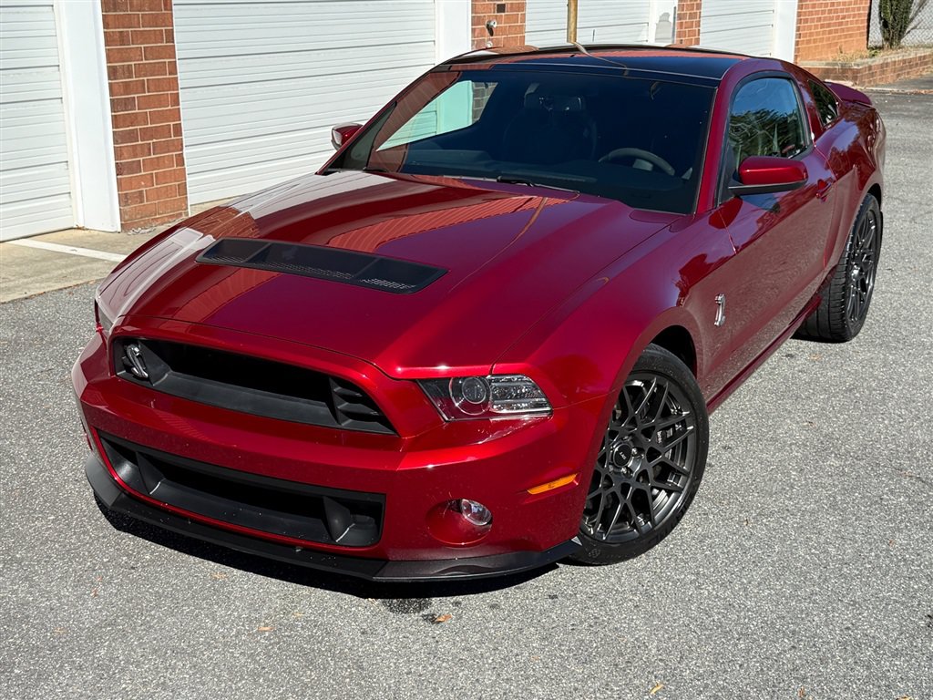 Used 2014 Ford Mustang Shelby GT500 w/ Equipment Group 821A RWD image 6