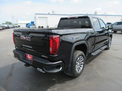 Certified 2022 GMC Sierra 1500 AT4 AWD/4WD image 5