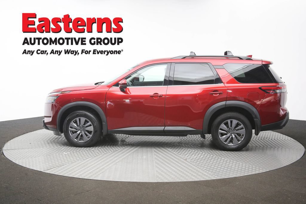 Used 2024 Nissan Pathfinder SV AWD/4WD image 63