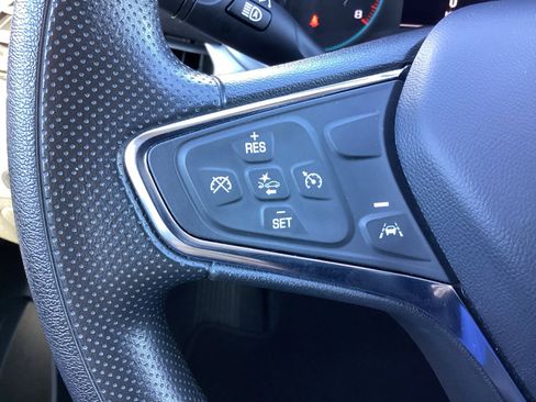 Used 2023 Chevrolet Malibu LT image 18