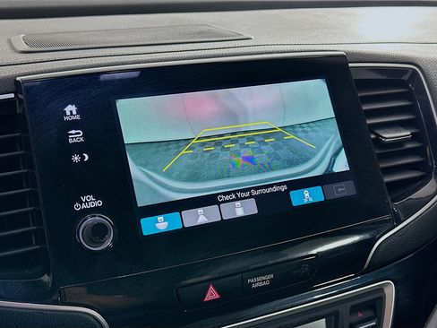 Used 2019 Honda Pilot Touring image 23