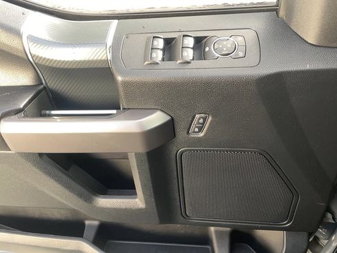 Used 2019 Ford F150 XLT w/ Equipment Group 302A Luxury image 19