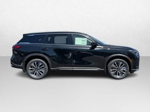 Used 2027 INFINITI QX60 Luxe w/ Family Package AWD/4WD image 2