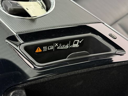 Used 2024 Cadillac Lyriq Sport RWD image 39