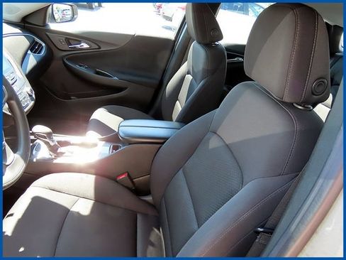 Used 2023 Chevrolet Malibu LT FWD image 12