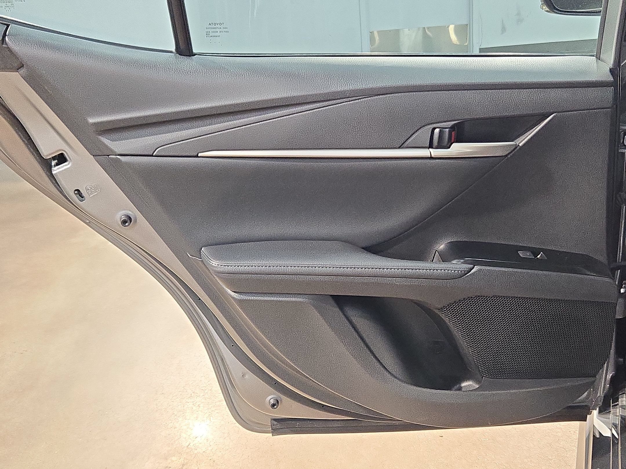 Used 2025 Toyota Camry XSE FWD image 34