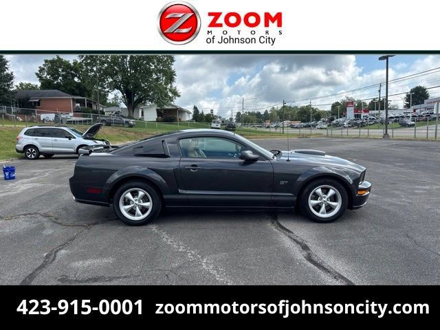 Used 2007 Ford Mustang GT RWD image 1