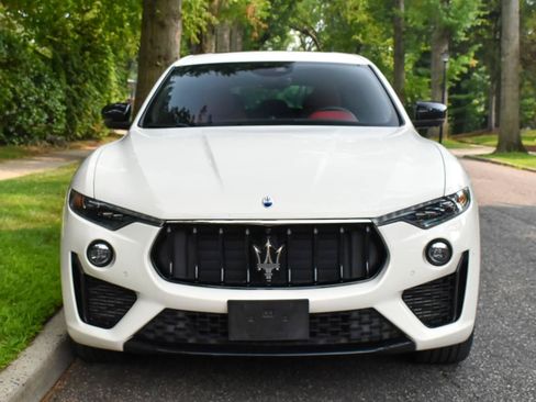 Used 2023 Maserati Levante Modena AWD/4WD image 12