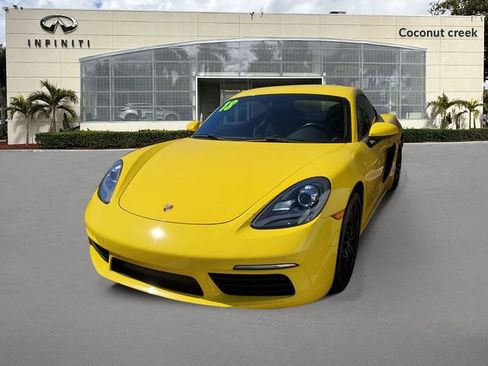 Used 2018 Porsche 718 Cayman image 3