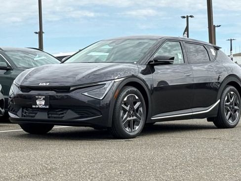 New 2026 Kia EV6 Light RWD image 8