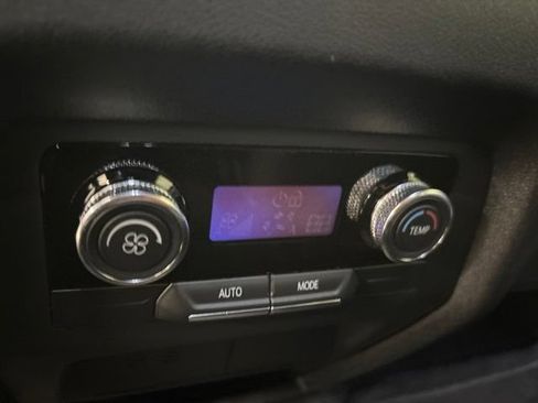 Used 2026 Buick Enclave Sport Touring AWD/4WD image 19