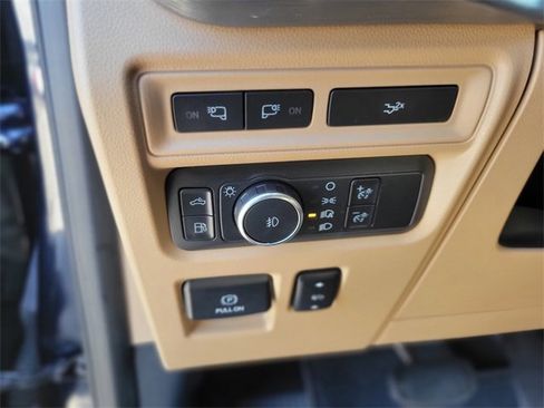 Certified 2022 Ford F150 Lariat w/ Equipment Group 501A Mid image 21