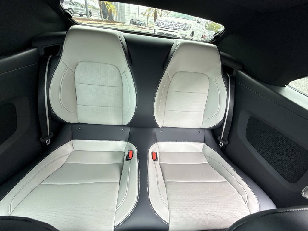 Used 2025 Ford Mustang Premium RWD image 28