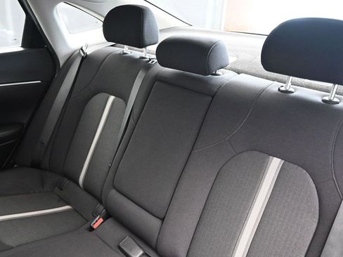 Used 2023 Hyundai Sonata SEL w/ Cargo Package image 18