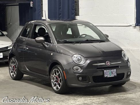Used 2015 FIAT 500 Sport FWD image 1