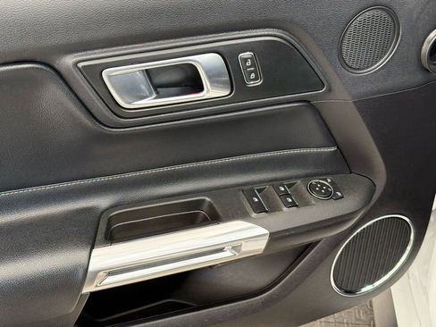 Used 2019 Ford Mustang Premium image 12