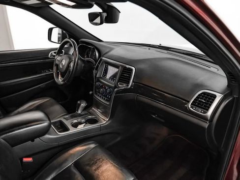 Used 2018 Jeep Grand Cherokee Limited image 14