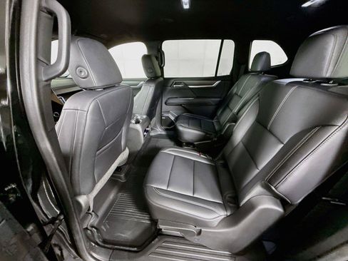 New 2026 GMC Acadia Elevation w/ Black Edition AWD/4WD image 18