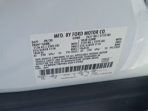 Certified 2020 Ford Explorer 2WD image 30
