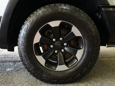 Used 2019 RAM 1500 Rebel image 16