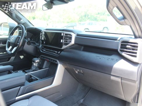 Used 2025 Toyota Tundra SR5 AWD/4WD image 27