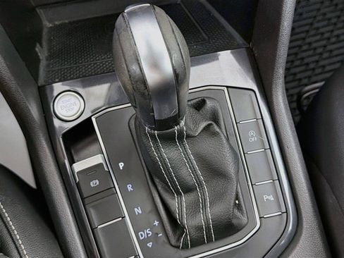 Used 2021 Volkswagen Tiguan SEL w/ 3-Row Tiguan MDO Package FWD image 16