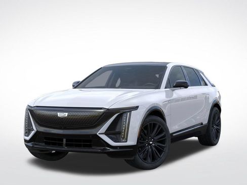 New 2026 Cadillac Lyriq Signature Sport w/ LPO, ONYX Package AWD/4WD image 6