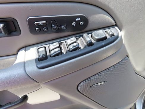 Used 2006 Chevrolet Tahoe LT w/ LT Preferred Equipment Group AWD/4WD image 16