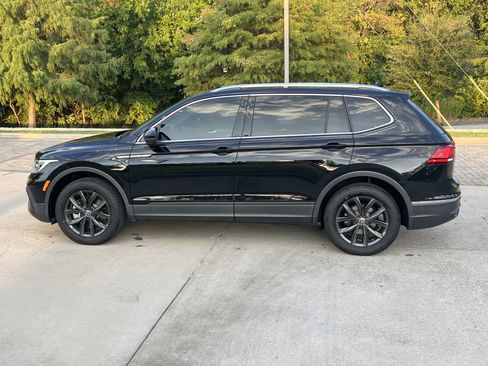 Used 2024 Volkswagen Tiguan SE FWD image 6