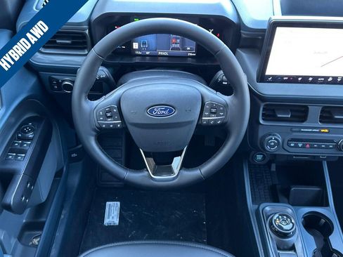 New 2025 Ford Maverick Lariat w/ Black Appearance Package image 15