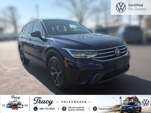 Certified 2023 Volkswagen Tiguan SE w/ Panoramic Sunroof Package AWD/4WD image 1