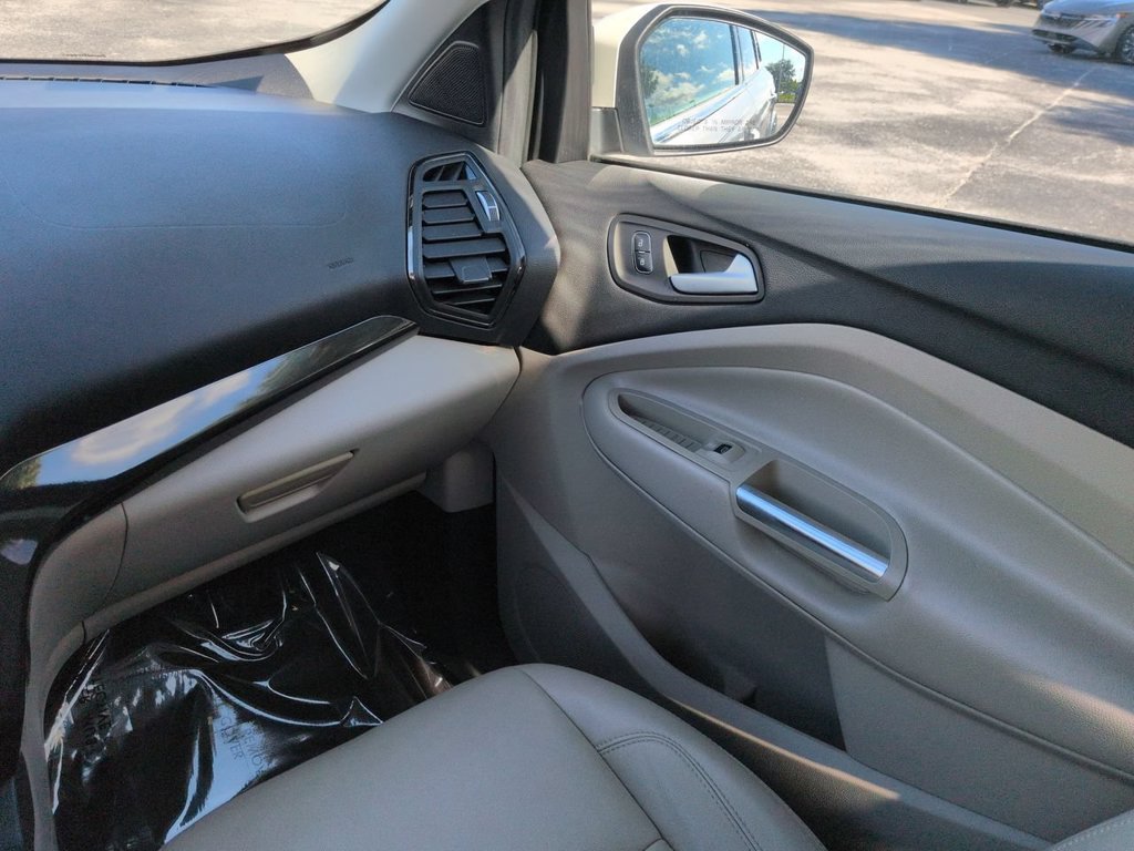 Used 2017 Ford Escape Titanium w/ Equipment Group 301A FWD image 17