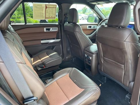 Used 2021 Ford Explorer King Ranch AWD/4WD image 26