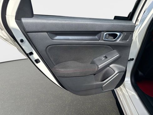 Used 2024 Honda Civic Type R image 11
