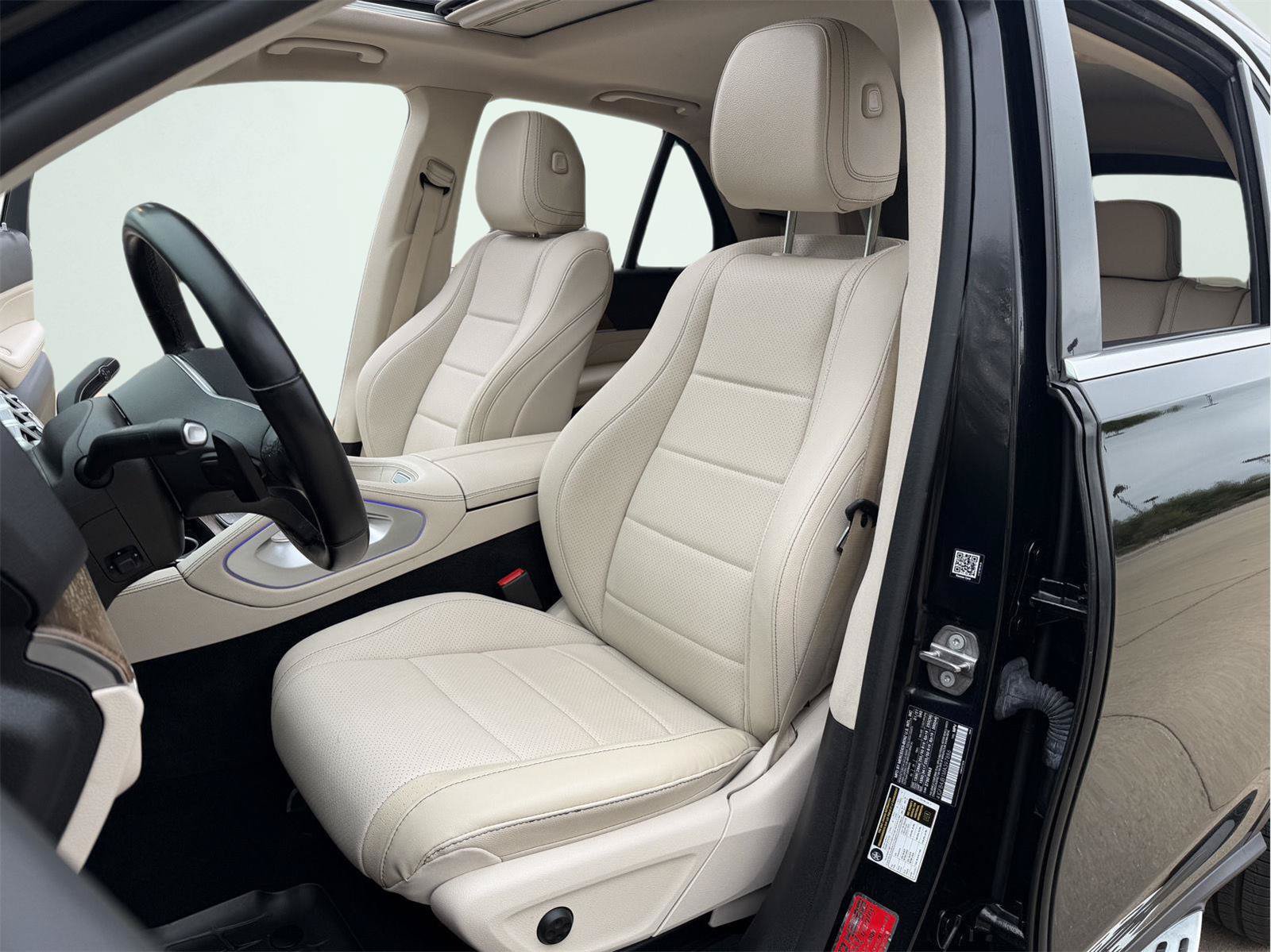 Used 2021 Mercedes-Benz GLE 350 w/ Premium Package image 10