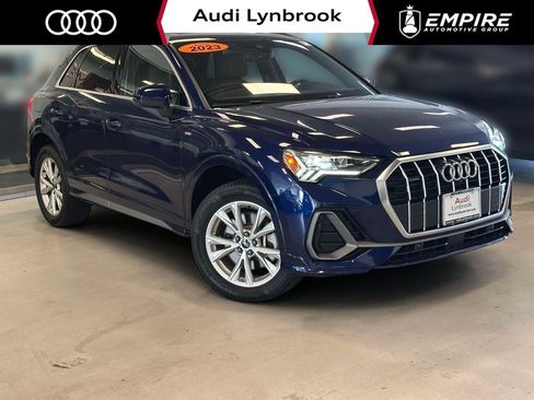 Used 2023 Audi Q3 2.0T Premium Plus w/ Premium Plus Package AWD/4WD image 1