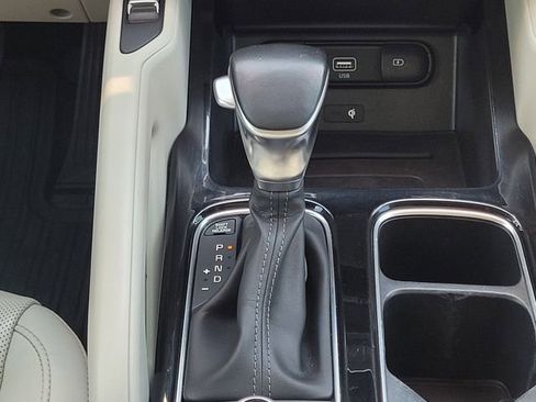 Used 2022 Kia Telluride S FWD image 18