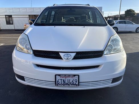 Used 2004 Toyota Sienna CE image 8