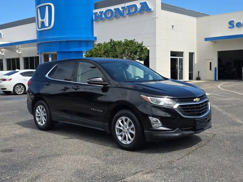 Used 2019 Chevrolet Equinox LT FWD image 2