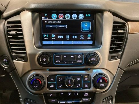 Used 2019 GMC Yukon XL Denali w/ Denali Ultimate Package image 12