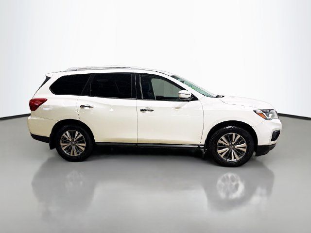 Used 2020 Nissan Pathfinder S AWD/4WD image 6