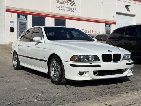 Used 2003 BMW M5 RWD image 1