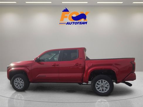 New 2026 Toyota Tacoma SR5 image 2